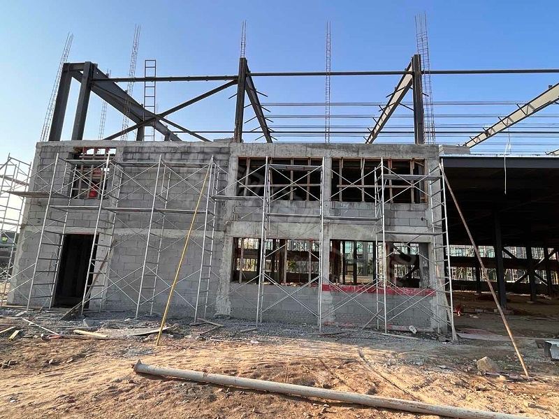 生命至上：钢结构厂房施工高空作业与支撑系统安装规范