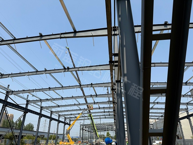蔚蓝钢结构丨郑州德惠福钢结构厂房建造案例 蔚蓝钢结构丨郑州德惠福钢结构厂房建造案例