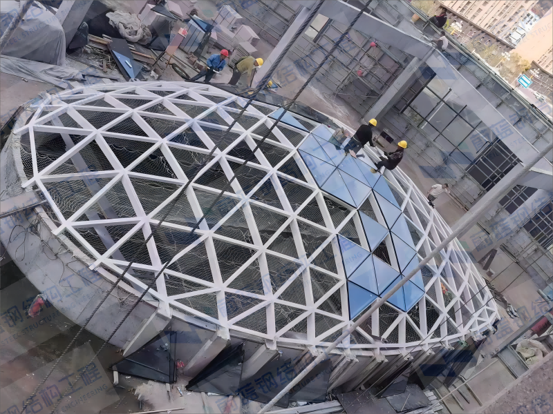 建筑高层<i style='color:red'>钢结构工程造价</i>多少钱攻略：如何平衡质量与成本？