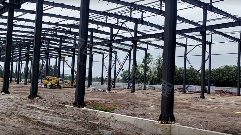 钢结构厂房维护系统（墙板、屋面板）造价不同有何差别