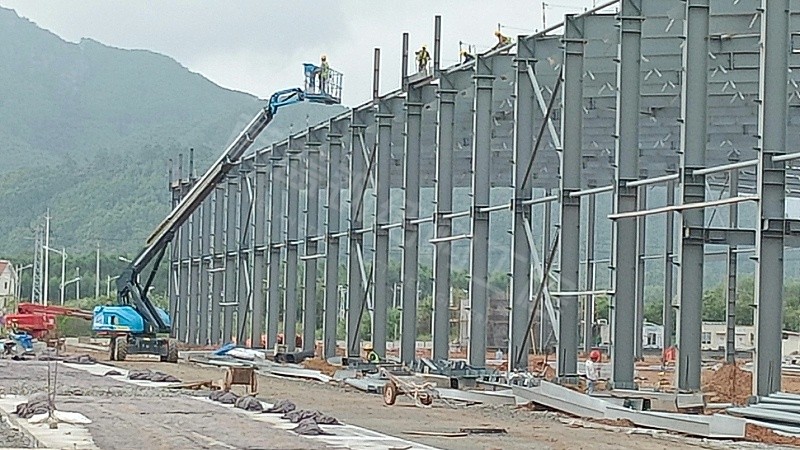 什么是门式钢架？它是钢结构厂房的“骨架”